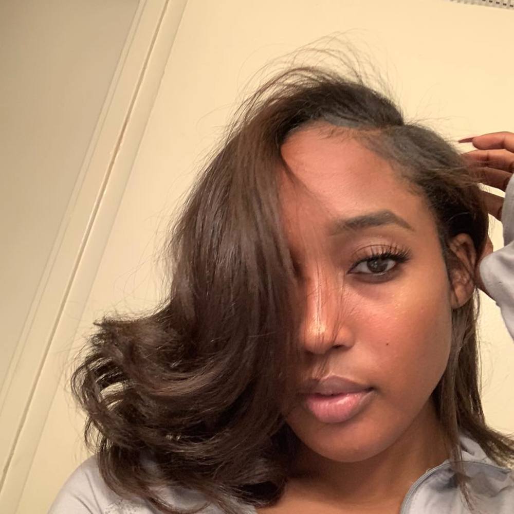 Meet your Posher, Dejah